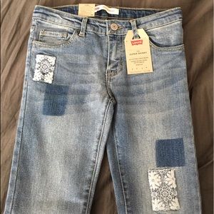 Levi’s 710 Girl’s Super Skinny Jeans